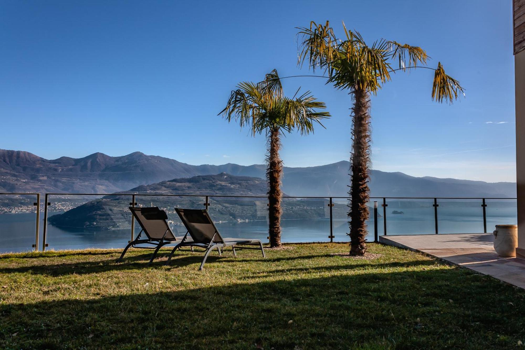 Mia Isola With Lake View, Garden And Swimming Pool Parzanica Экстерьер фото