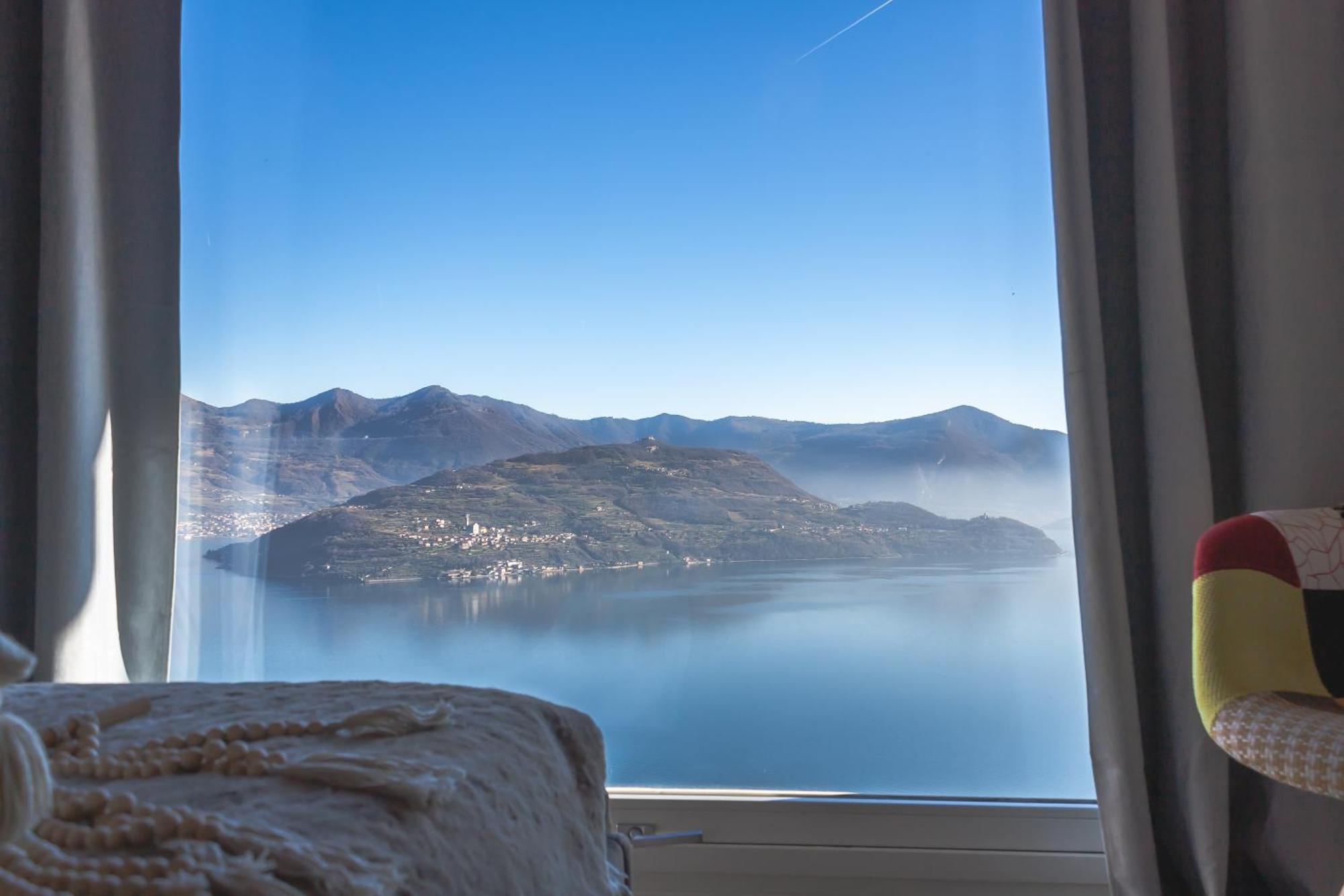 Mia Isola With Lake View, Garden And Swimming Pool Parzanica Экстерьер фото