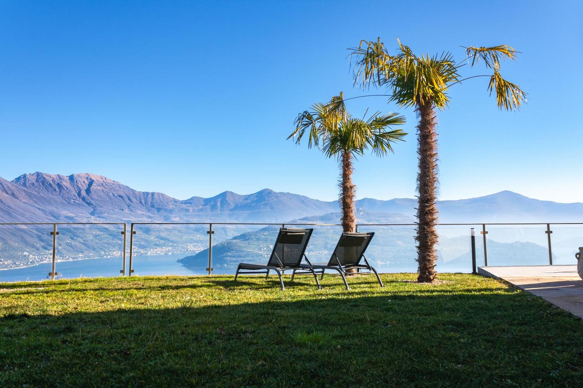 Mia Isola With Lake View, Garden And Swimming Pool Parzanica Экстерьер фото