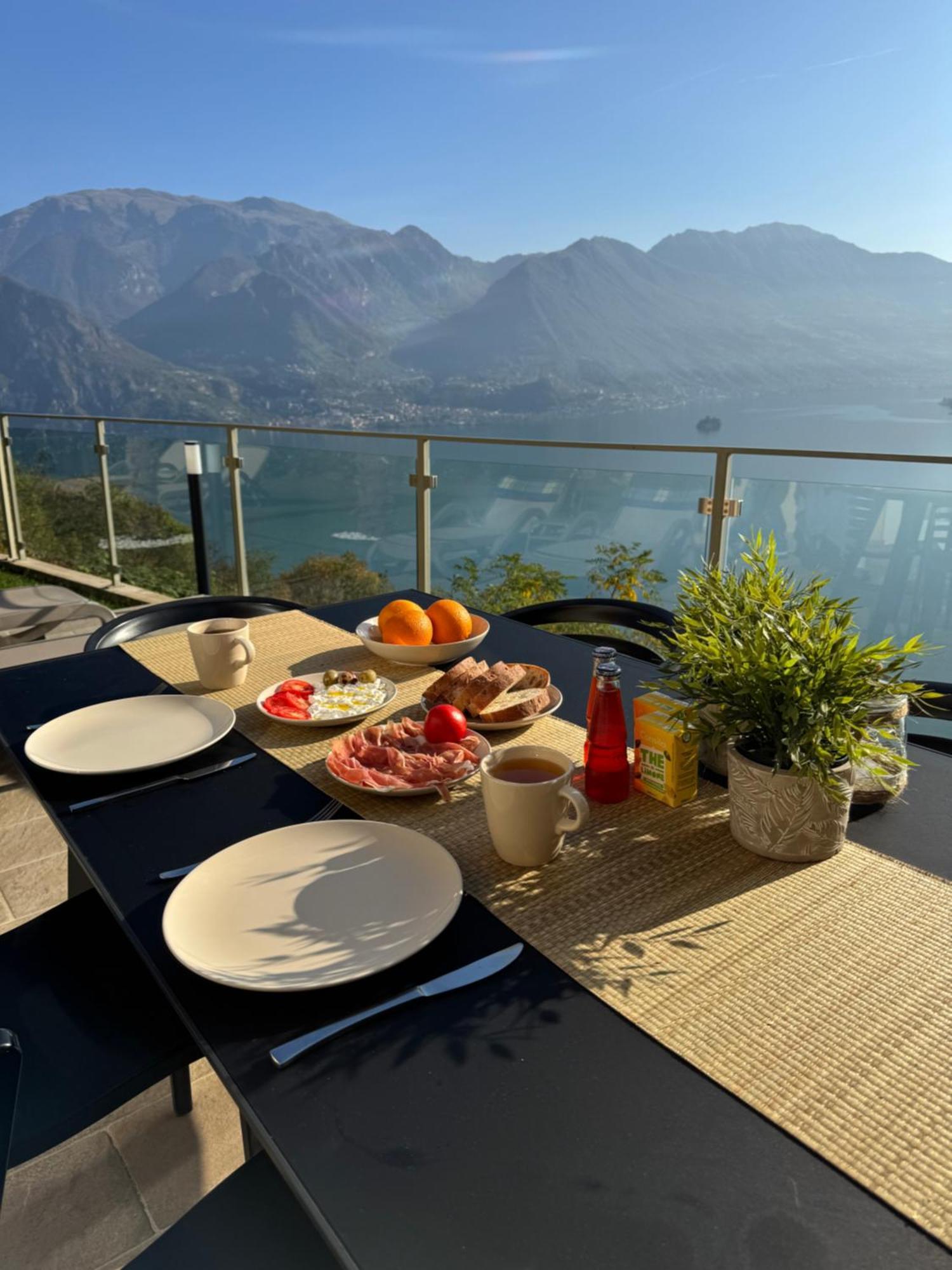 Mia Isola With Lake View, Garden And Swimming Pool Parzanica Экстерьер фото